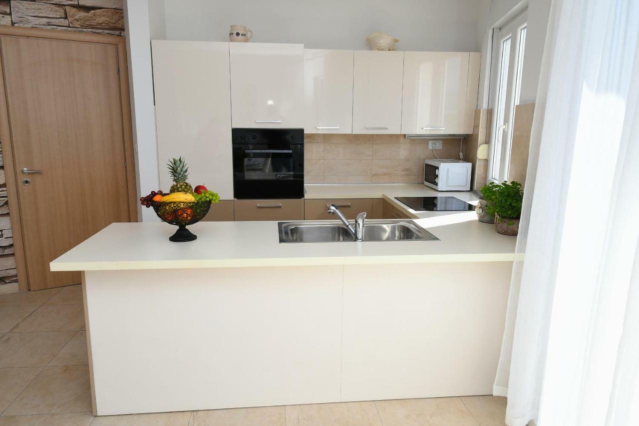Apartment Libra With Sea View Opatija Zewnętrze zdjęcie