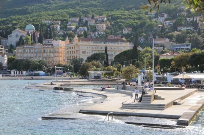 Apartment Libra With Sea View Opatija Zewnętrze zdjęcie