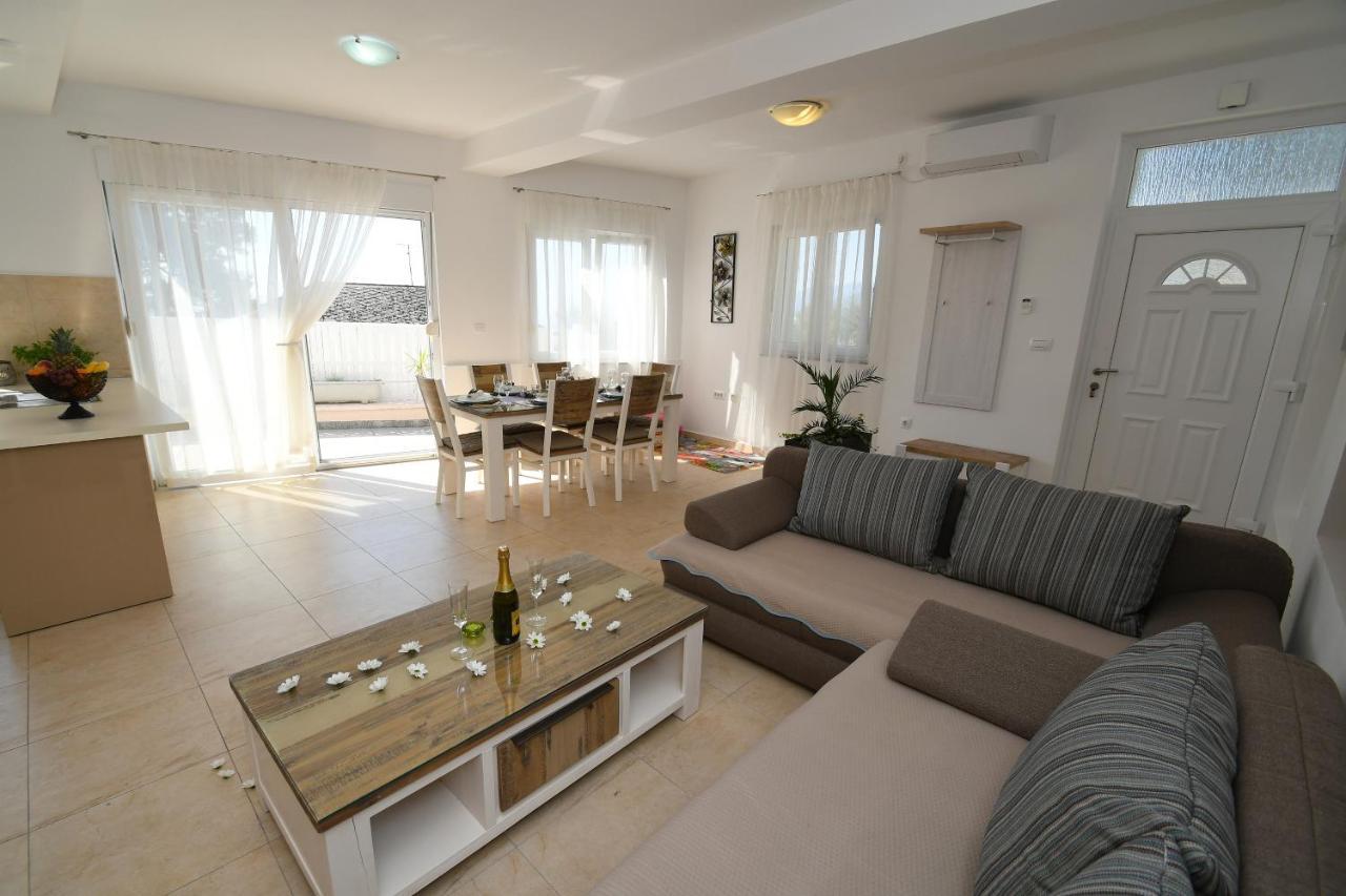 Apartment Libra With Sea View Opatija Zewnętrze zdjęcie